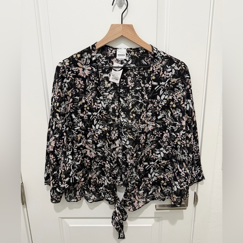Sonoma Women’s Crop Floral Shawl - Picture 2 of 6